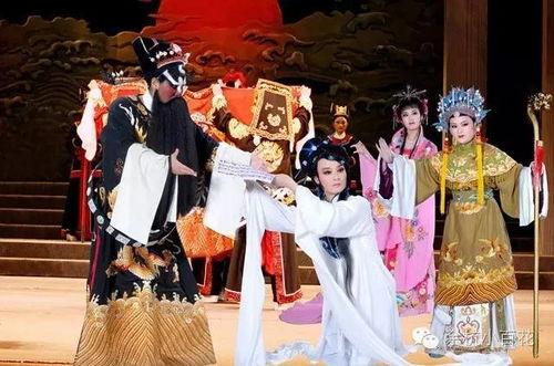 看大戏吃大瓜图片,看大戏品大瓜，尽享视听盛宴